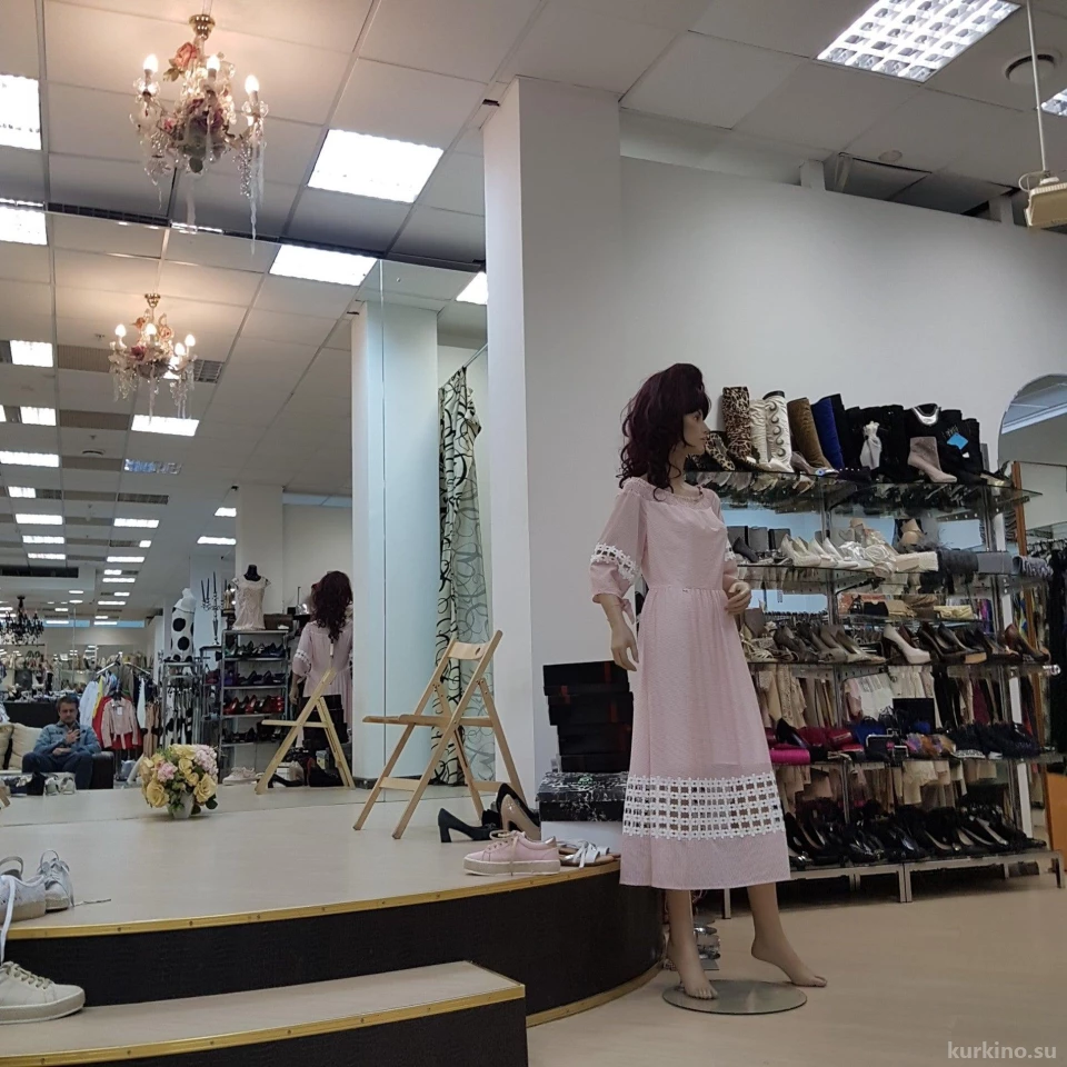 Магазин одежды, обуви и аксессуаров Glamour Изображение 4